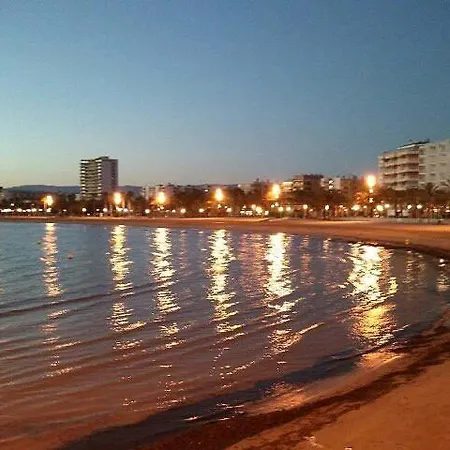 Alexandria Apartment *
